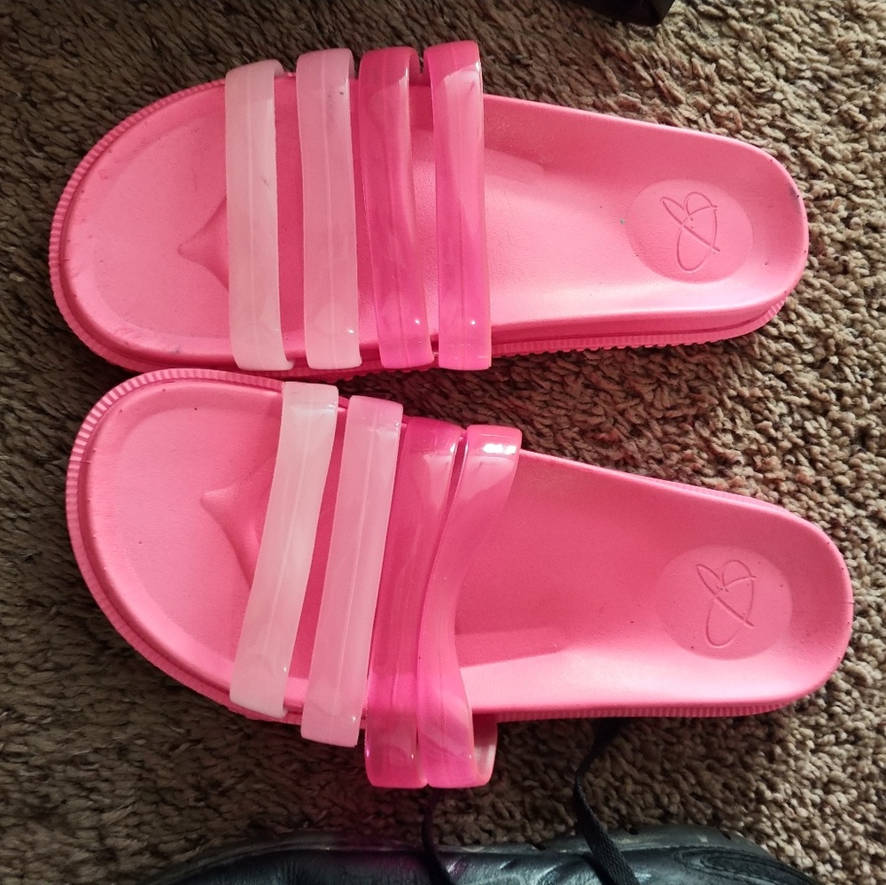 Womens shoes